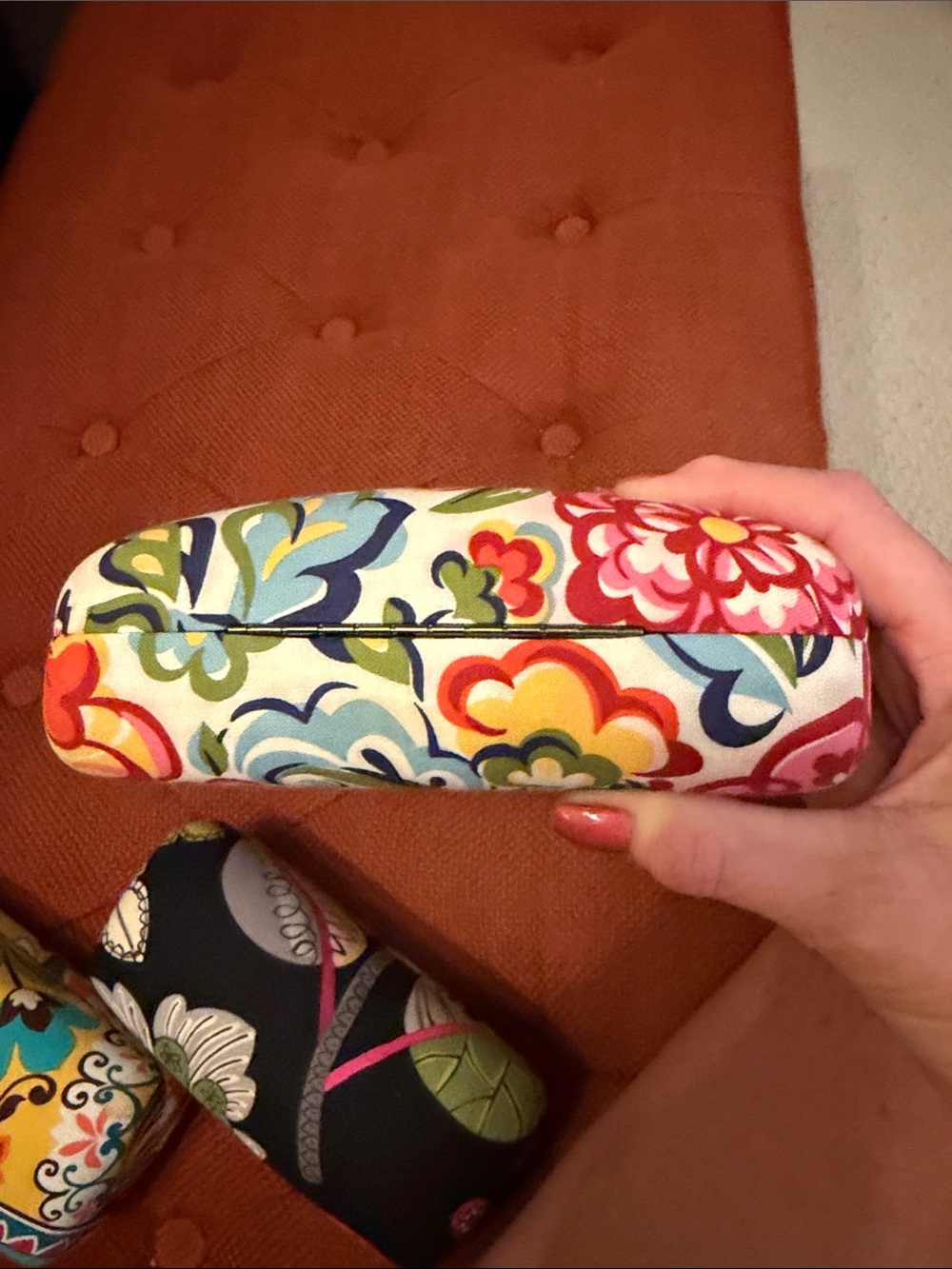 Vera Bradley Floral Multicolor Sunglasses Holder - Picture 8 of 9